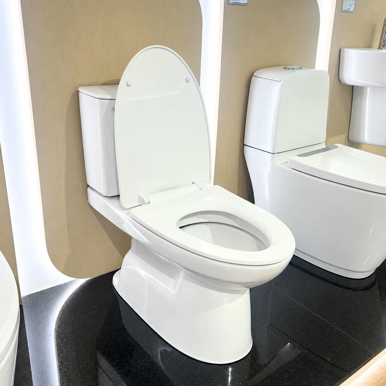 Bồn cầu 2 khối AC-514VAN