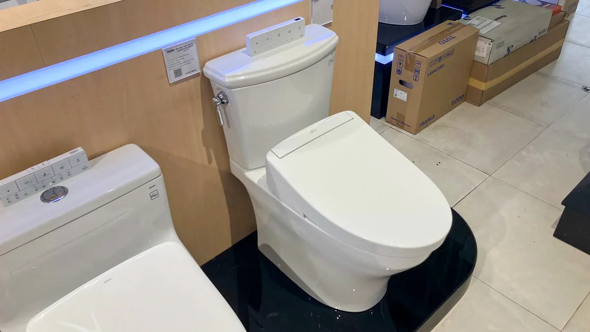 Bàn cầu hai khối CS986CGW25 kèm nắp rửa điện tử WASHLET dòng S5 – TCF34461GAA