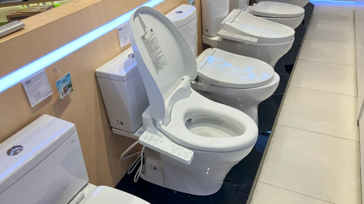 Bàn cầu 2 khối CS326DW26#XW kèm nắp rửa WASHLET dòng S1 – TCF23661GAA