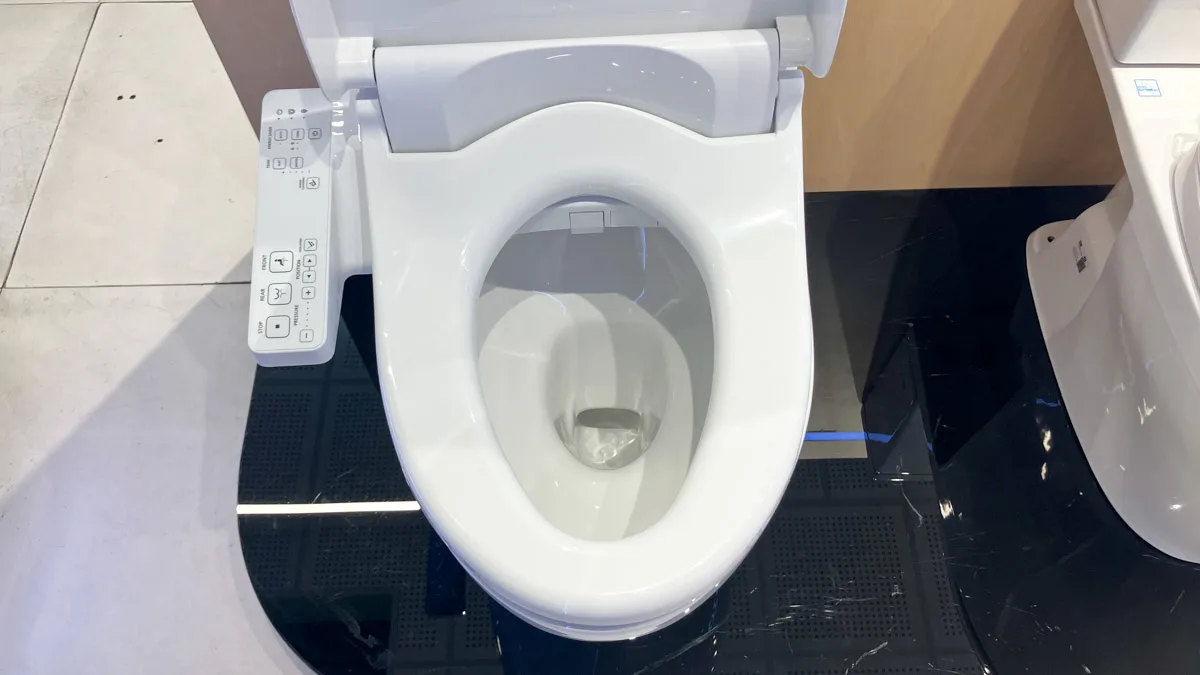 Bàn cầu 2 khối CS302DW26#W kèm nắp rửa WASHLET dòng S1 – TCF23661GAA